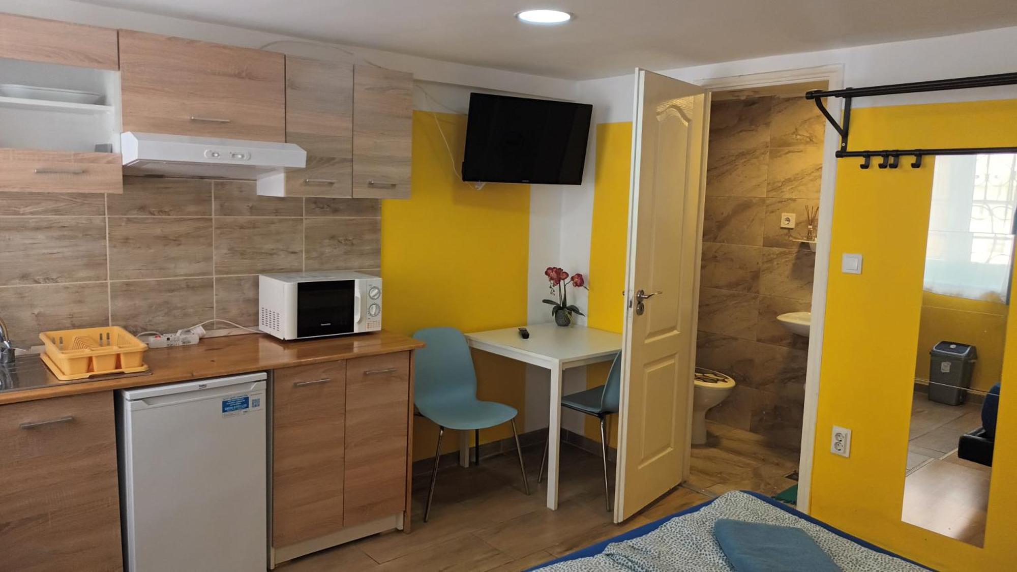 Deniz Guesthouse บูดาเปสต์ ภายนอก รูปภาพ